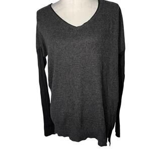 Joan Vass L, Grey Think Black Sleeves Trim V-Neck Front Loose Long Boho Knit Top